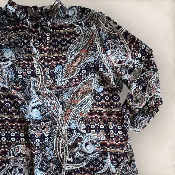 Chico's | EUC Tie Neck Tab Sleeved Paisley Blouse - Picture 3 of 9